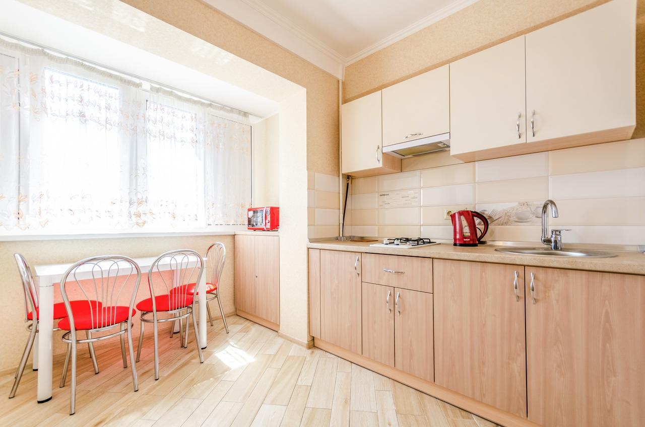 Artal Apartment On Obolonskyi Avenue 16A Kijev Kültér fotó