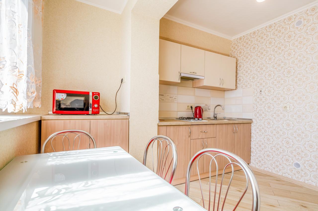 Artal Apartment On Obolonskyi Avenue 16A Kijev Kültér fotó